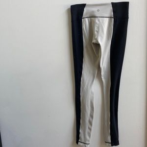 Black,white,gray tank top size 4 black, white leggings size 6, 28 inch lululemon